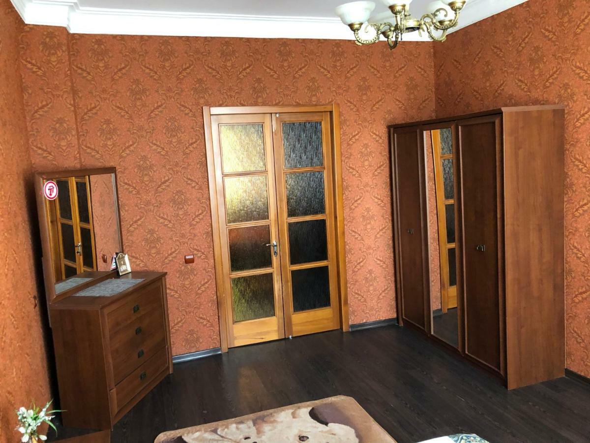 Apartment in the city centre Dnipro Exterior photo